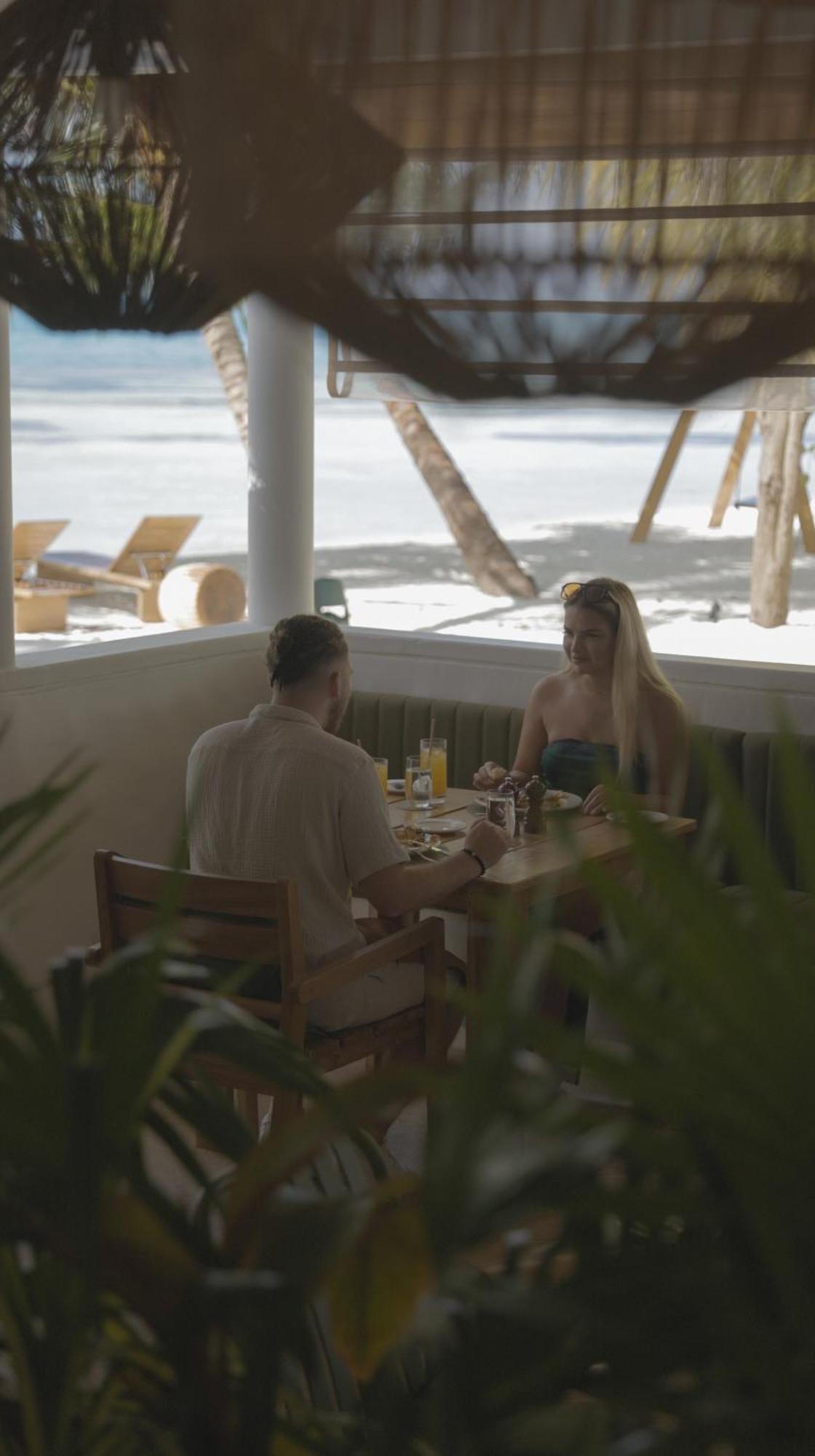 Stone Club 4* Dhiffushi